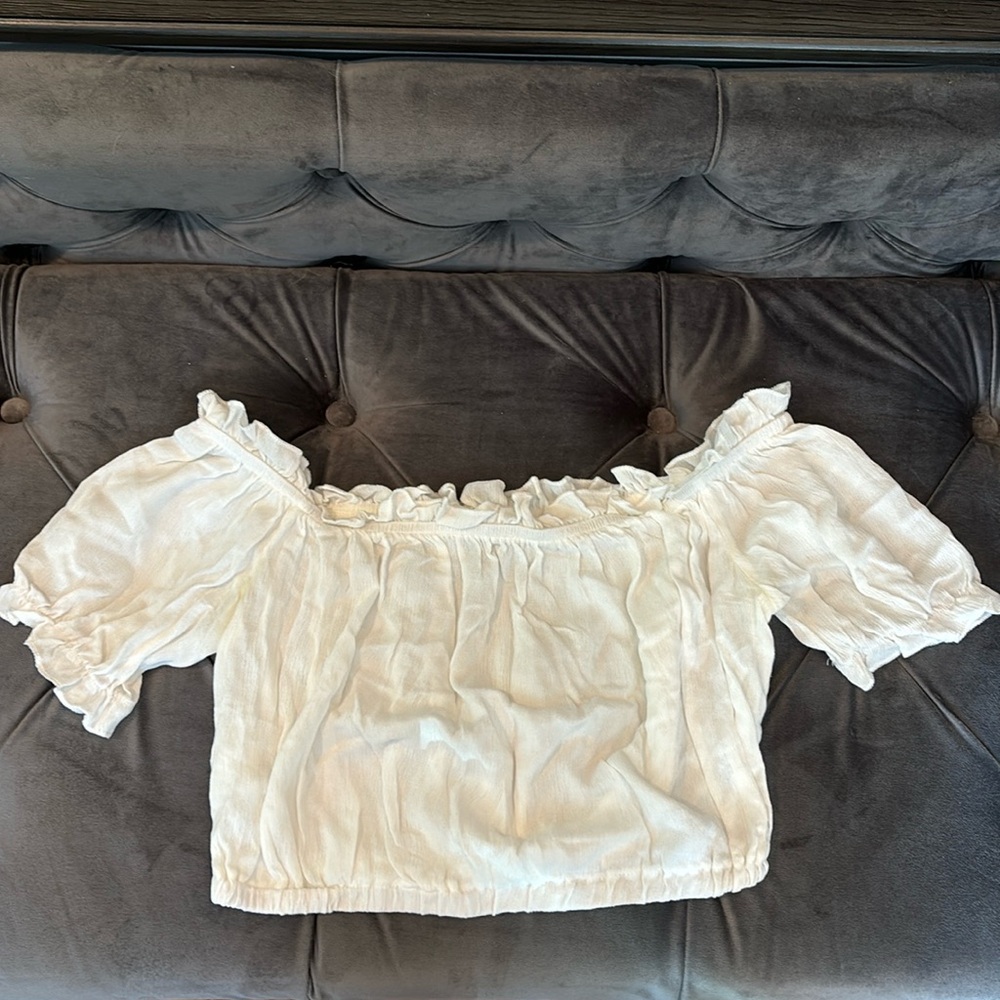 white cropped shirt! size: woman’s M